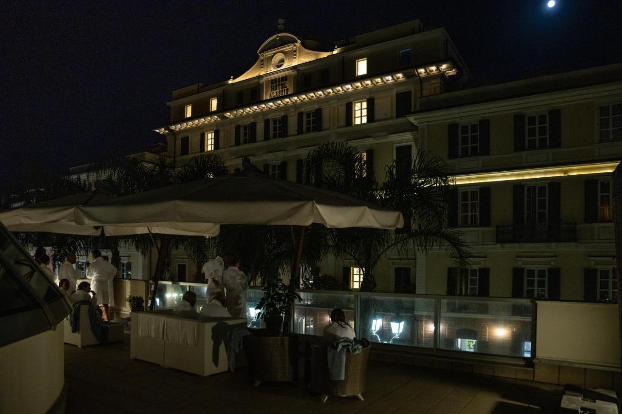 Grand Hotel Alassio Beach & Spa Resort - The Leading Hotels Of The World Exterior photo
